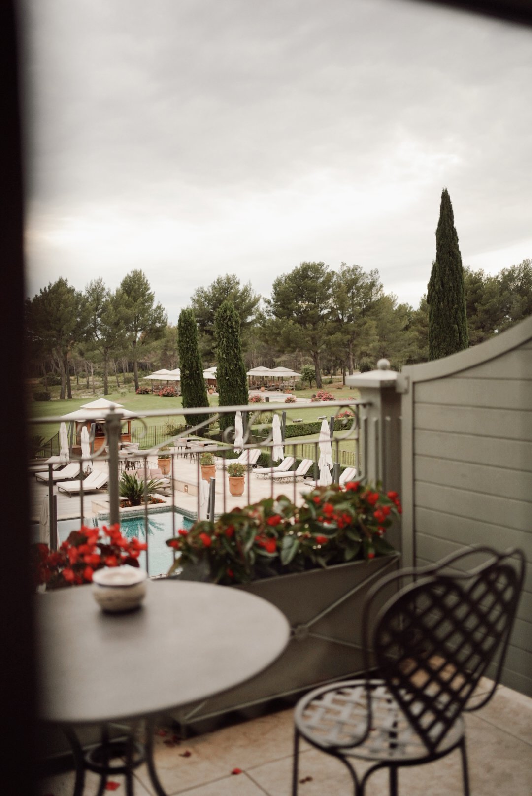 Photo : jardins d'un hôtel & spa avec vue